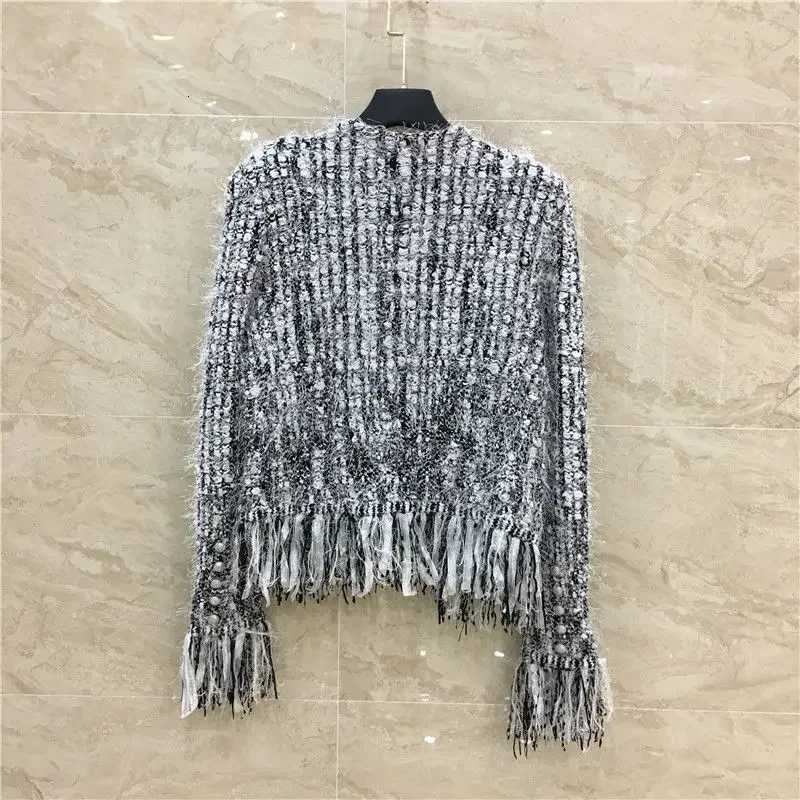 2024 Spring And Autumn New Tweed Style Jacket Coarse Yarn Black And White Fringed Knitted Cardigan Fashionable Slimming Versatil Z250918