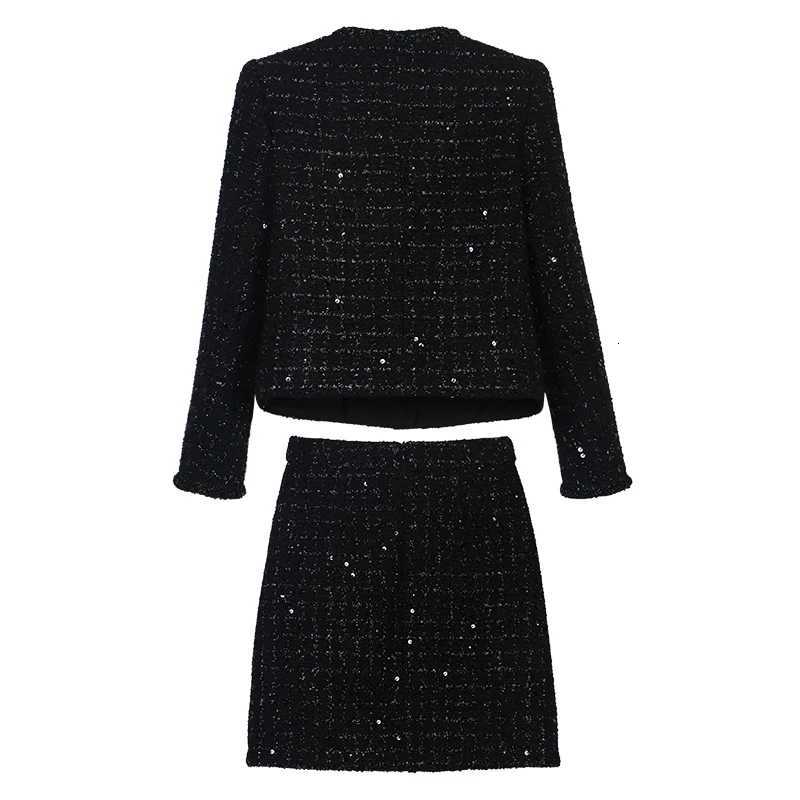 Fashion Celebrity Sequin Tweed SingleBreasted Jacket And Skirt Suit round Neck Style Small Fragrance Temperament New Arrival Z250918