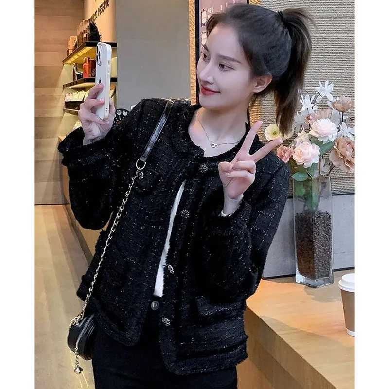 Korean Womens Coat Spring Autumn 2025 New Temperament Jacket French Small Fragrance Outerwear Short Casual Overcoat Female Tide Z250918