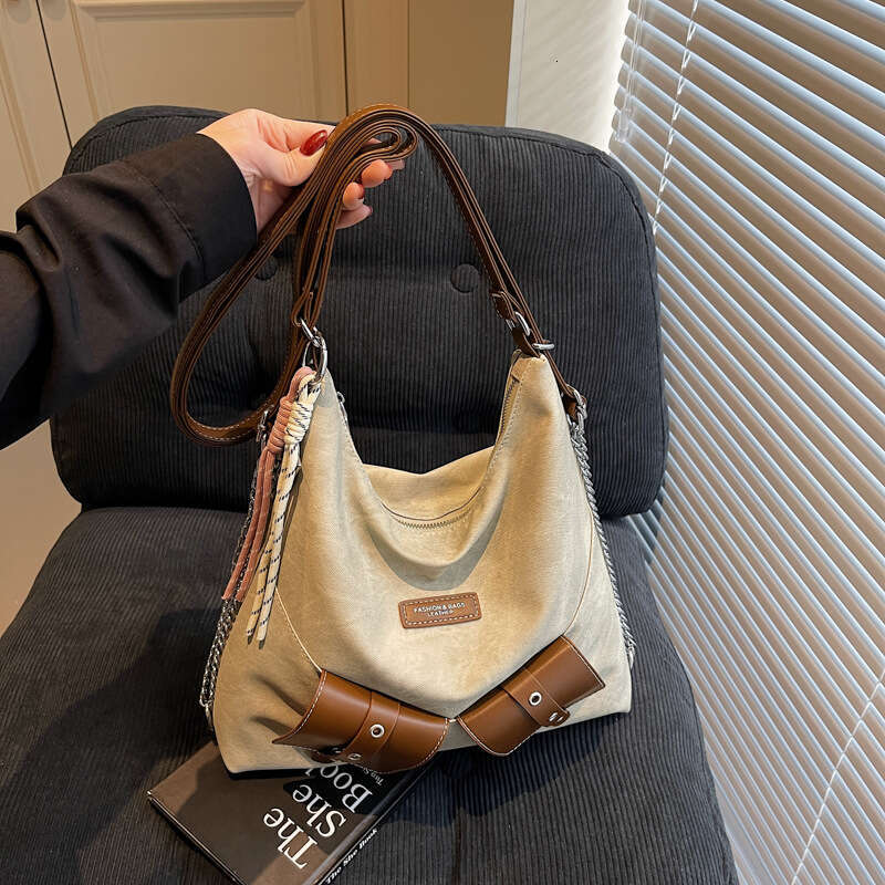 Korean Style Fashionable for Women 2025 Spring New Ins Designer Bags Crossbody Simple Trendy Handheld Single Shoulder Bag