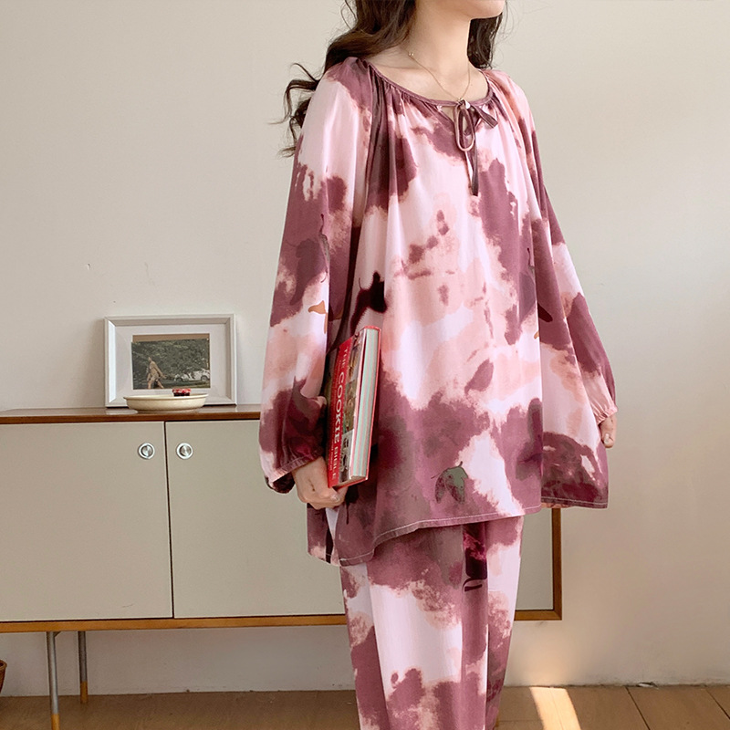 B1031-Trendy Transitional Outfit - Stylish Female Overcoat Collection