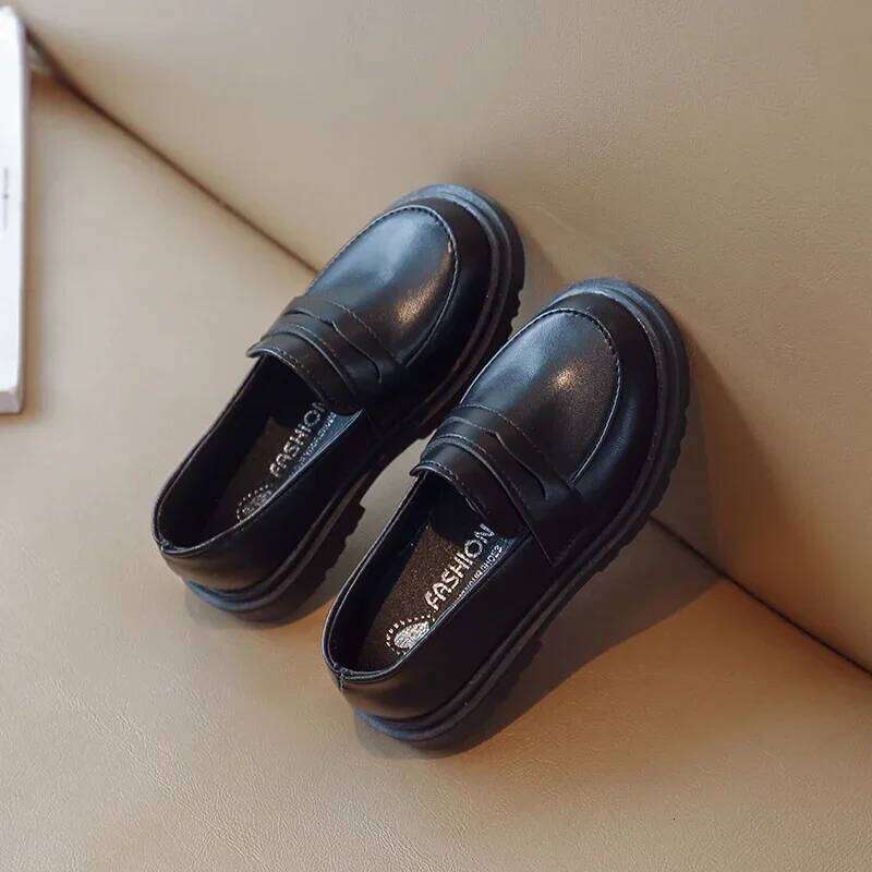 Britain Style Children's Leather Boys 2025 Spring New Girls Retro Black Single Soft Moccasin Shoes for Children