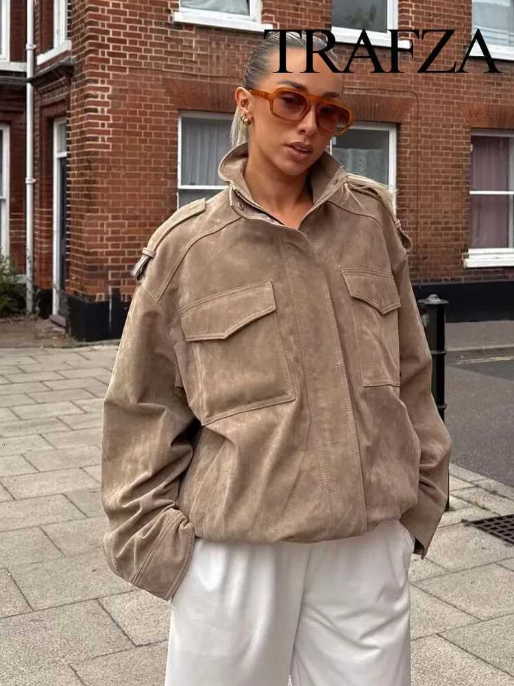 TRAFZA Womens New Fashion Long Sleeves Jackets Solid Turtleneck Pocket Decoration Zipper Female Autumn High Street Coats Z250918