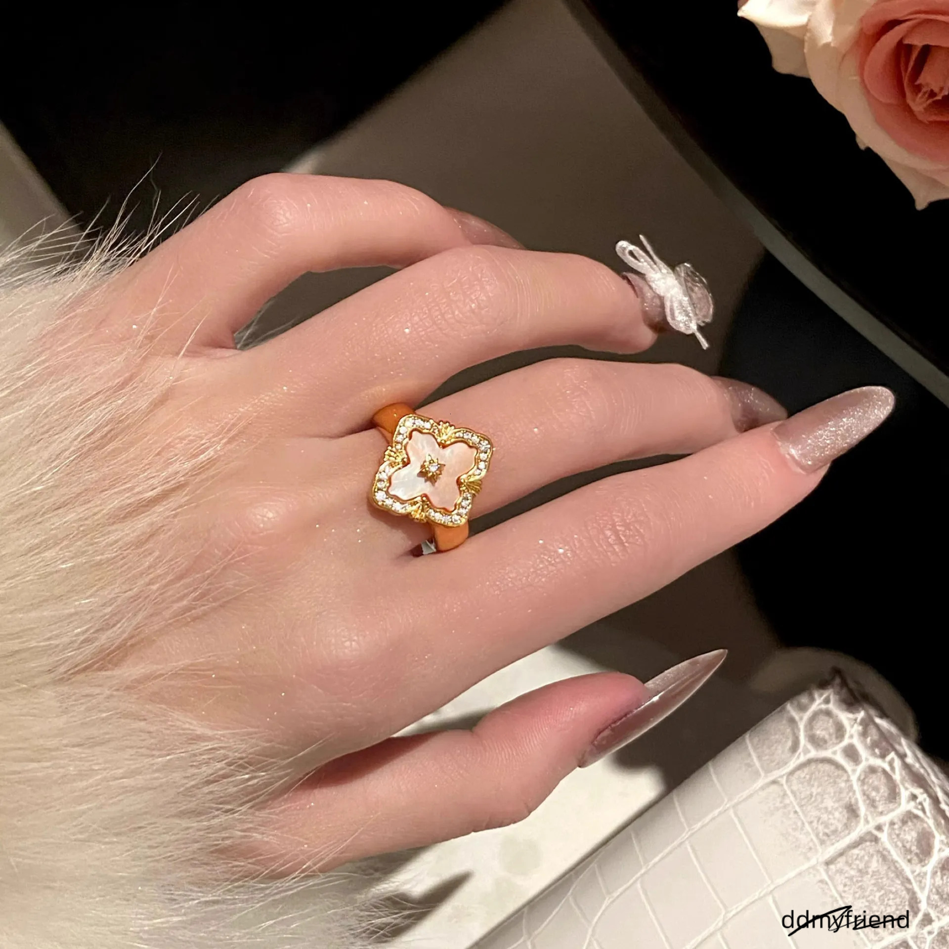 Gold Tone Ring With Mother Of Pearl Rhinestone Accents, Elegant Party And Gift For Her, High - Quality Stylish Jewelry ddmyfriend