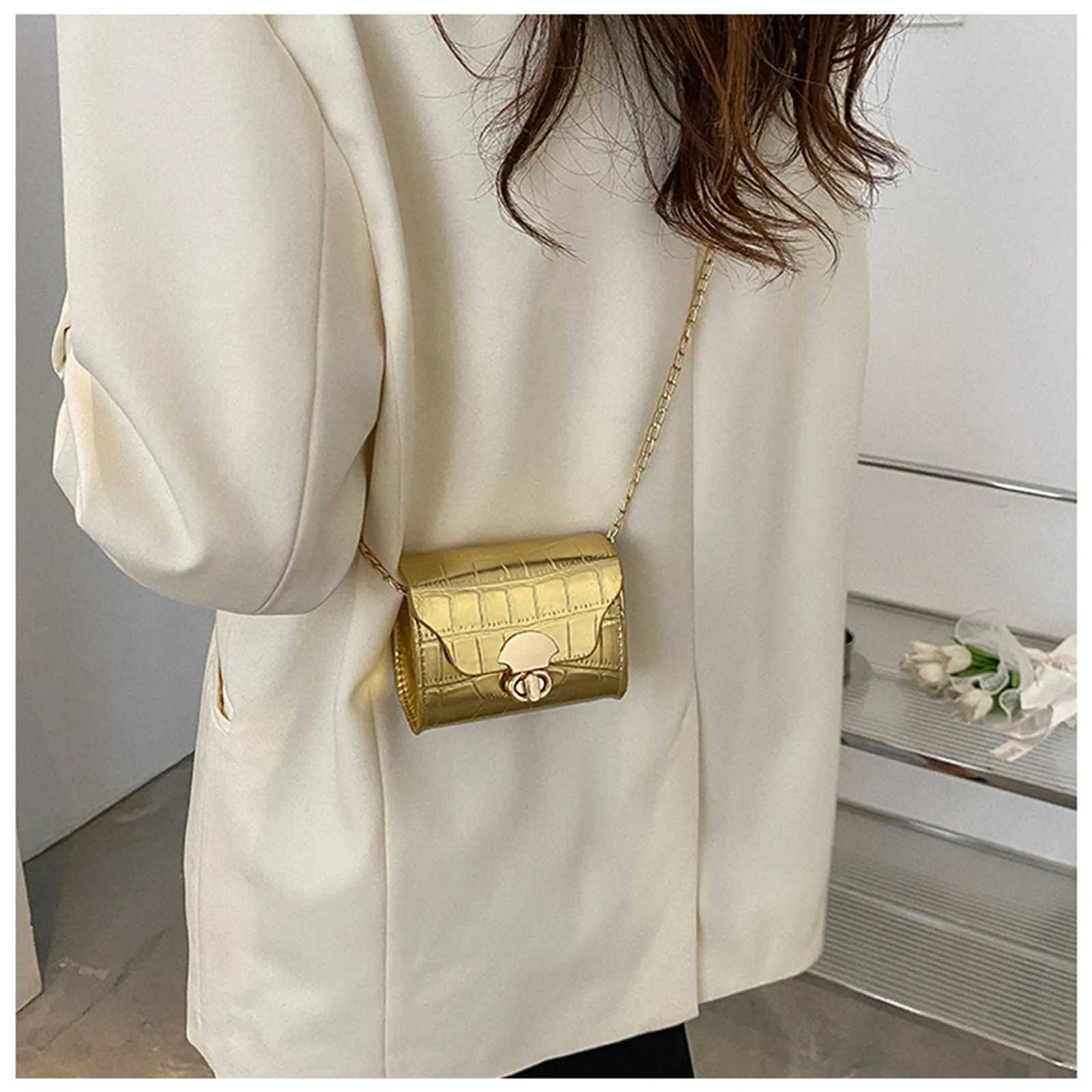Korean Style Leather Bright Surface Shoulder Bag Chain Mini Crossbody Bag Fashion Metal Buckle Girl Small Wallet Lipstick PouchXJ250918