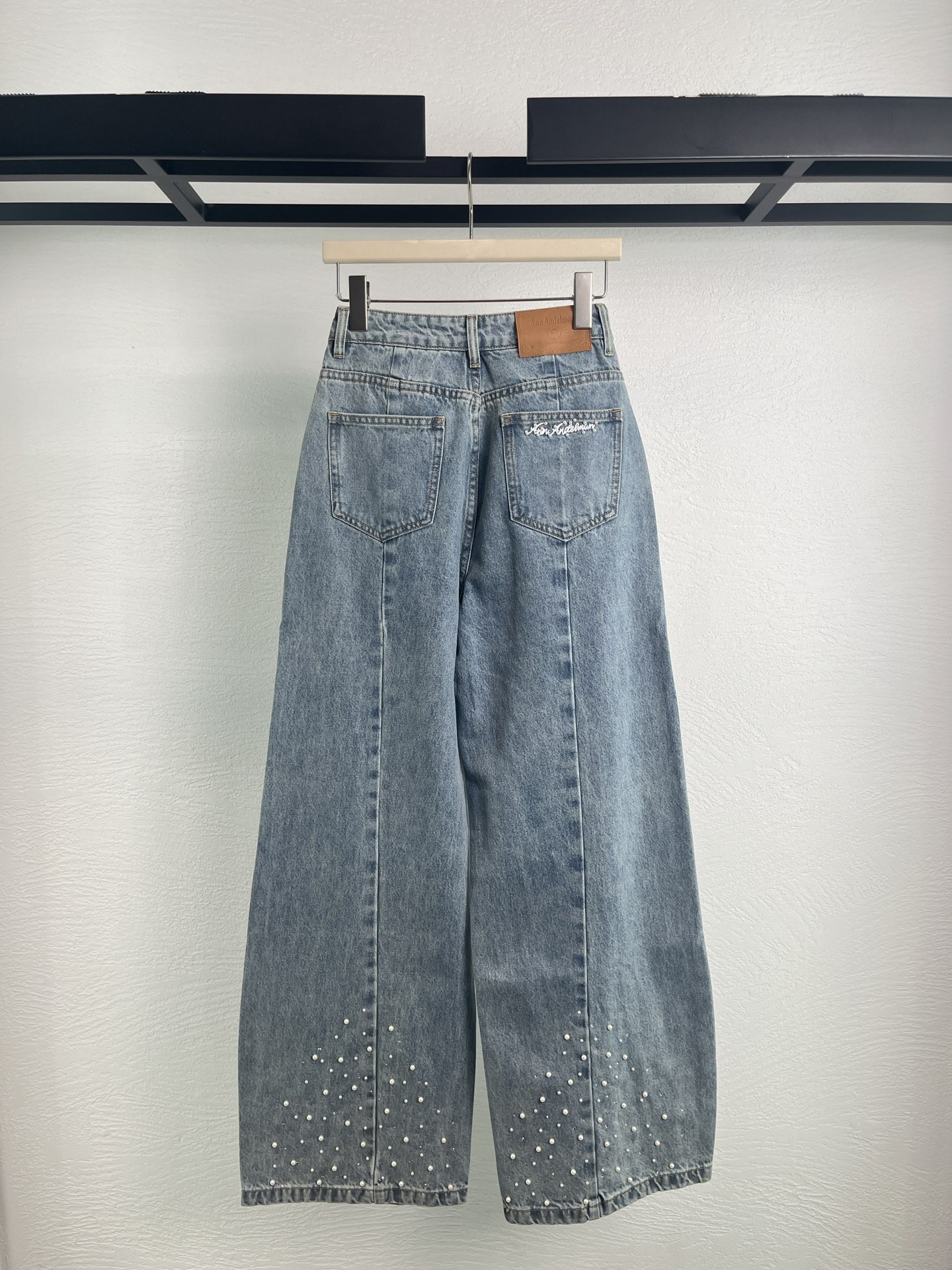 Womens designer Jeans pants graffiti Customized Fashion Tailored Fashion drop shipping wholesale factory outlet1