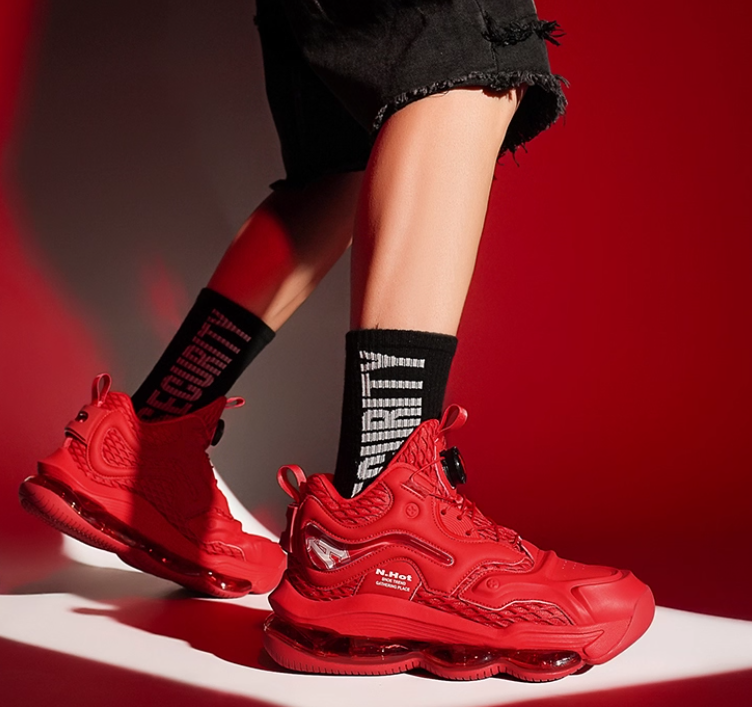 Designer Black Sneakers Autumn Winter New Casual Men's Thick Sole Shock Absorption Cushion Running Office Commute Trendy Shoes