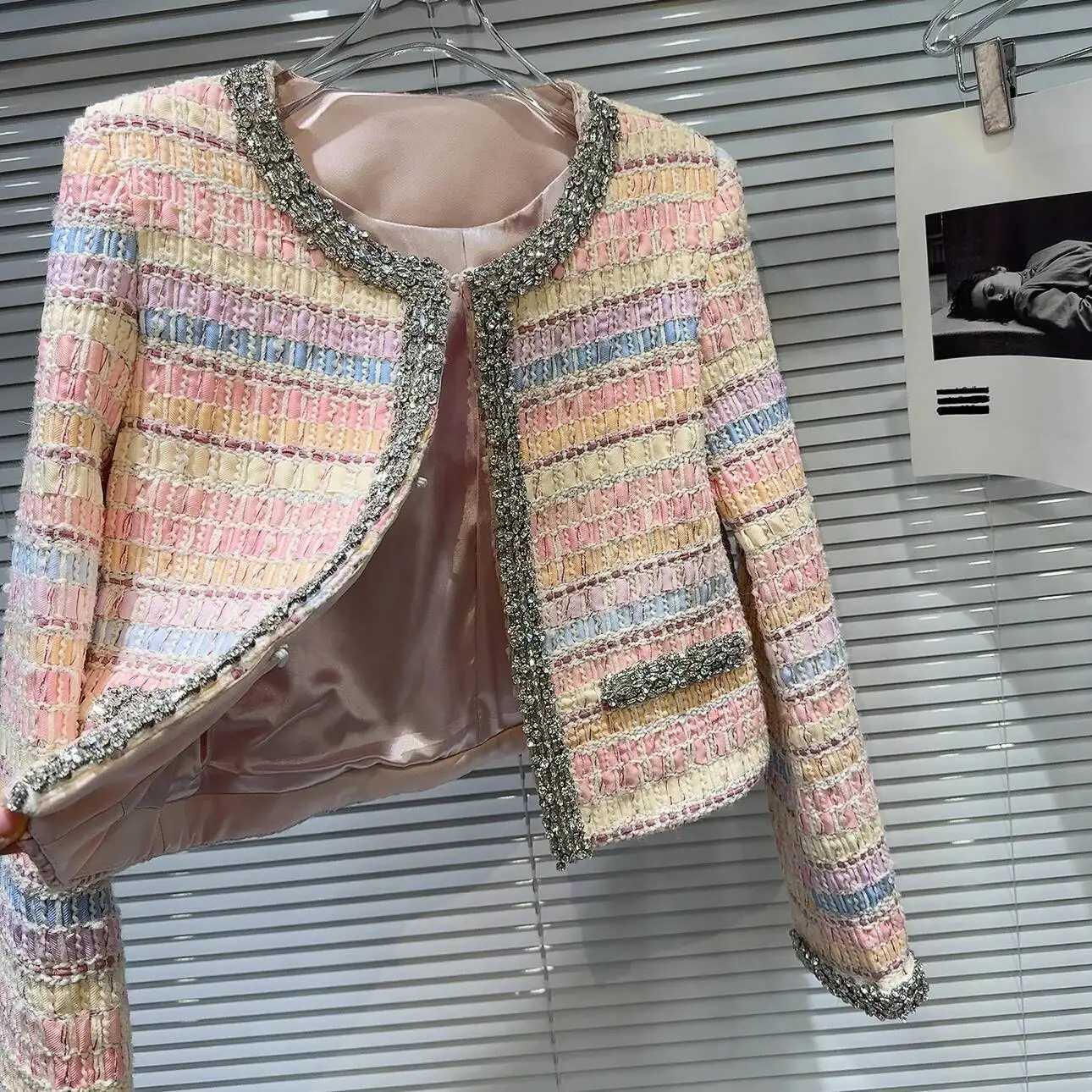 PREPOMP 2024 Autumn New Arrival Long Sleeve Rhinestone Embroidered Beadings Colorful Striped Tweed Short Jacket Women GS196 Z250918