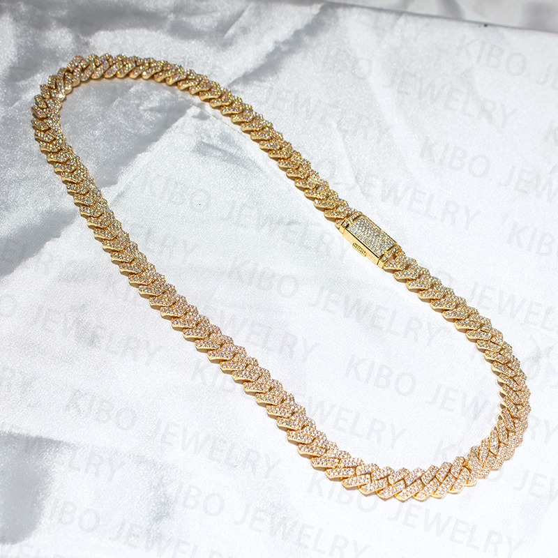 Decent Design 12mm Width 925 Sterling Silver Iced Out Moissanite Hip Hop Iced Out Cuban Link Chain