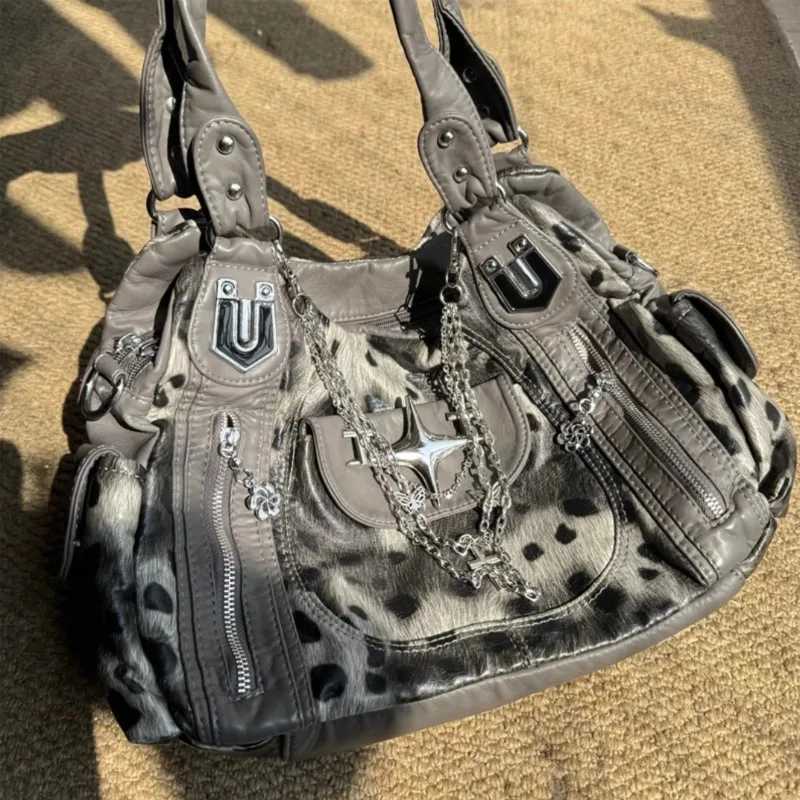 Large Capacity Tote Bags for Woman Leopard Print Shoulder Bag Chain Bolso Y2k Spice Girl Goth Sac Femme Original Bolsos Mujer Z250915