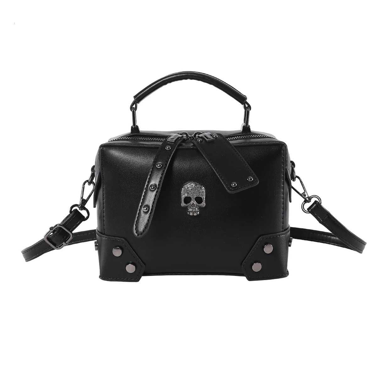 Niche design punk motorcycle style skull handbag Halloween dark cool allmatch solid color crossbody bagXJ250918
