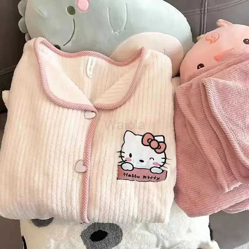 Sanrio 2024 Autumn Winter Flannel Pajamas Women Hello Kittys Cute Cardigan Lapel Sleepwear Thickened Warm Lounge Clothes Suit Female L250919