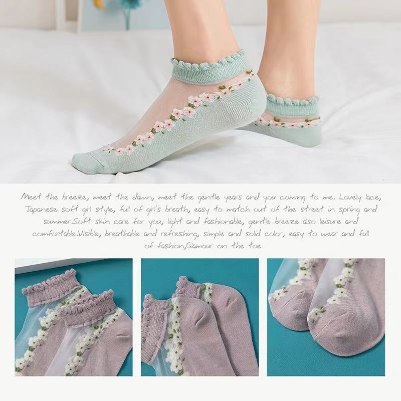 Floral Lace Trim for Women, Summer Thin Glass Silk Crystal Boat Socks, Breathable Sweat-Absorbing Short Socks with Wide Mouth