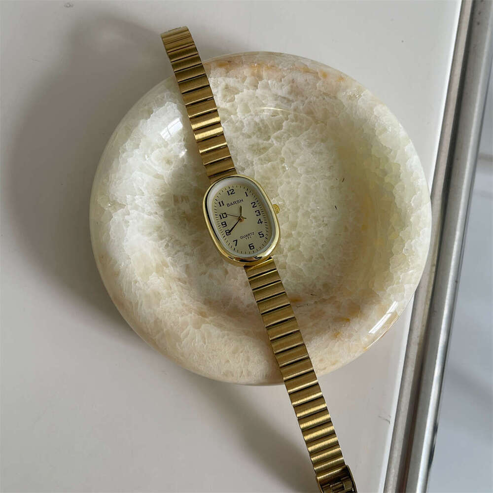 Designer gold Oval Steel Strap Simple Elegant High-Value Light Luxury Women's Watch