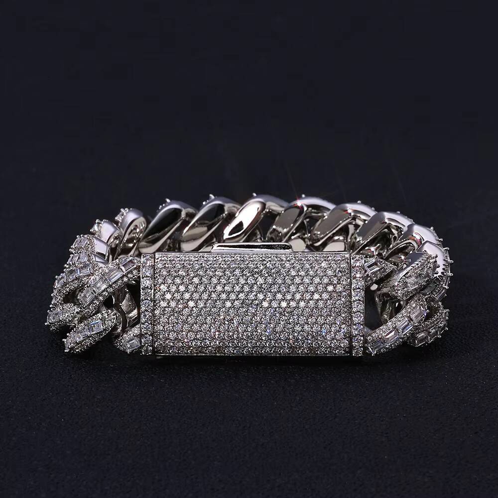 NUOYA Flip Lock Cuban Bracelet 18mm Gold Plated Iced Baguette Cut Moissanite Hip Hop Heavy Duty Jewelry