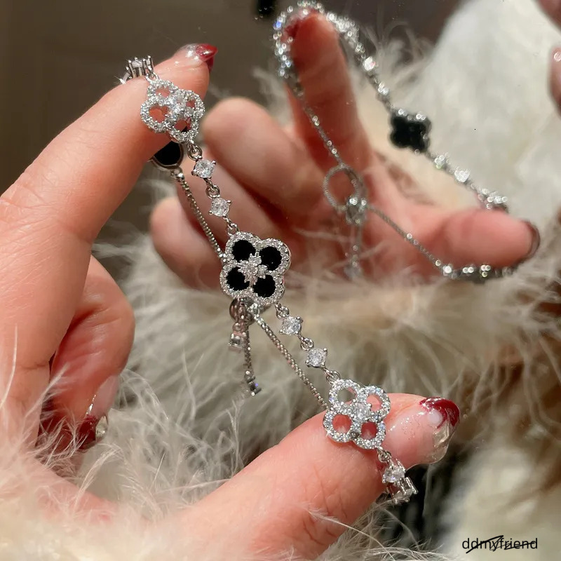 Gold Tone Clover Shaped Link Bracelet Shell & Crystal Accents Elegant Party Daily Wear Gift For Her High Quality And Stylish Jewelry ddmyfriend