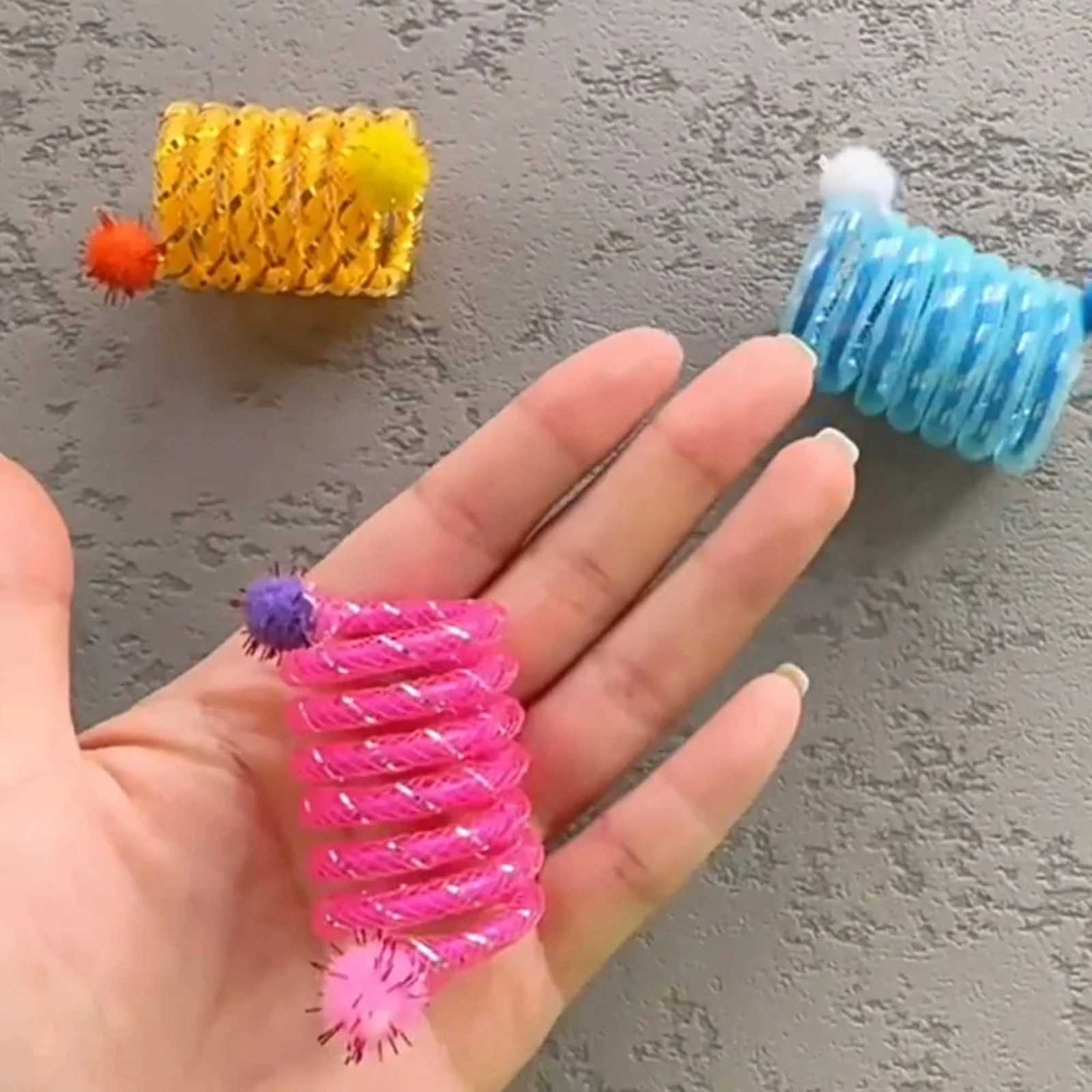 4pcs Colorful Spring Cat Toy Chew Resistant Elastic Wool Ball Spring Toys for Cats Tease Pet Supplies X250918