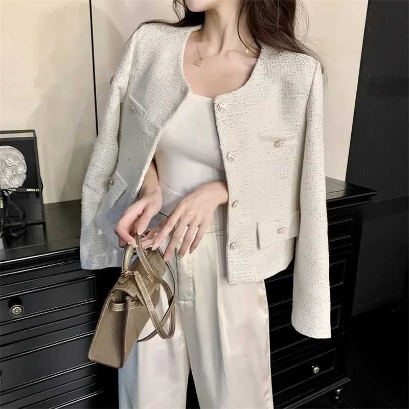 Xiaoxiangfeng Coat Women 2025Spring Autumn New Tweed Jacket Korean Fashion Outerwear Temperament High Quality Ladies Outcoat Top Z250918