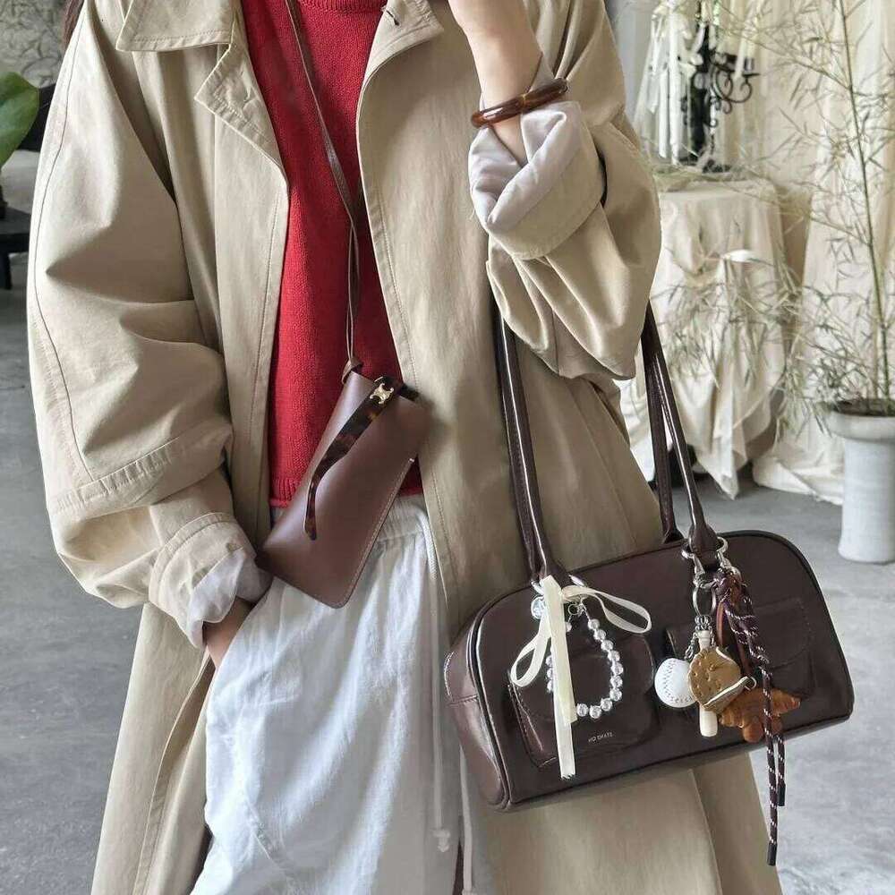 Large Capacity Brown Bowling Handbag Women's Shoulder Retro Korean INS Style Autumn Winter New 2025 Fashion Trend Bag