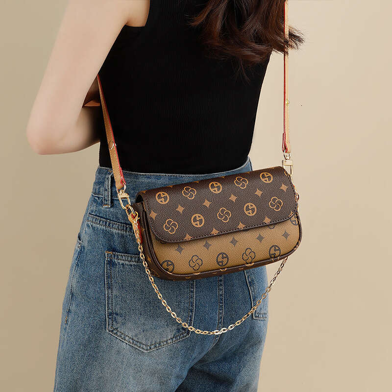 2025 New Women's Retro Square Bag - Chain Design, Niche High-end, Four-Season OOTD Crossbody Bag