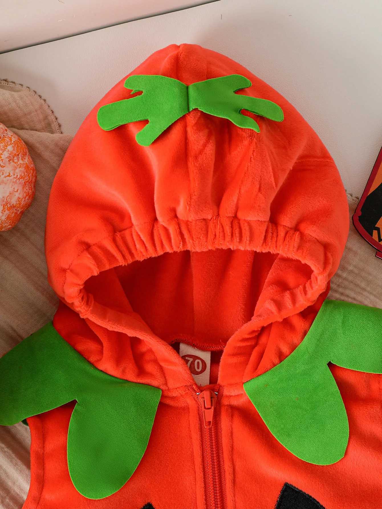 Baby BoysGirls Halloween Hooded Sweatshirt Romper Pumpkin Print Toddler Sleeveless Jumpsuit Newborn Autumn Winter Clothes L250918