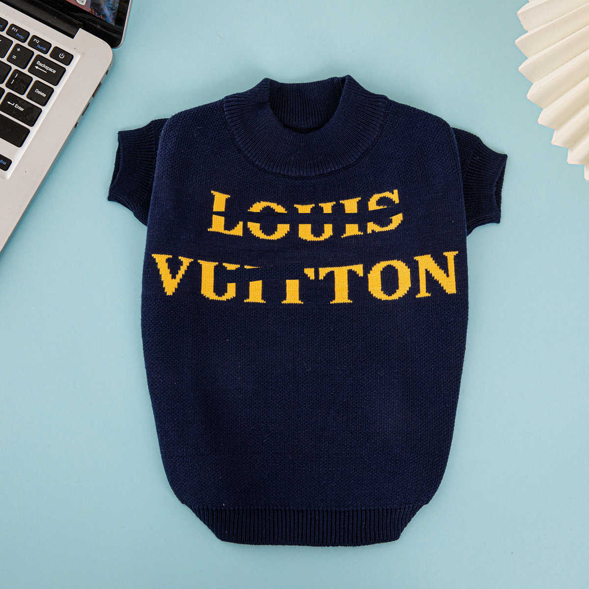 New Trendy Pet Clothes for Small and Medium Dogs and Cats Yorkie Corgi Pet Sweaters Pet Supplies S25911