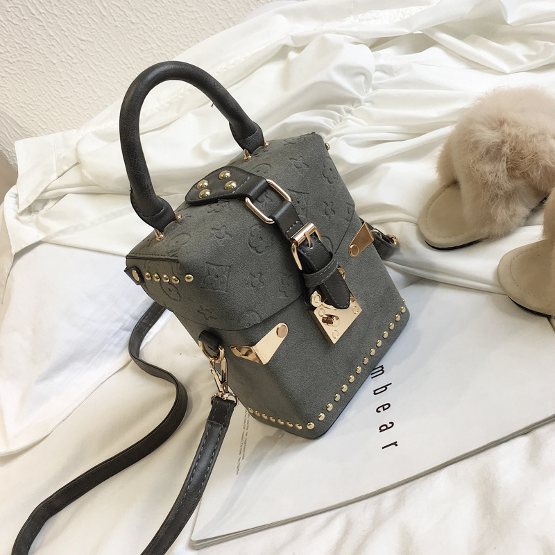 2025 new women's buckle rivet small square bag fashionable retro handbag designer crossbody bag