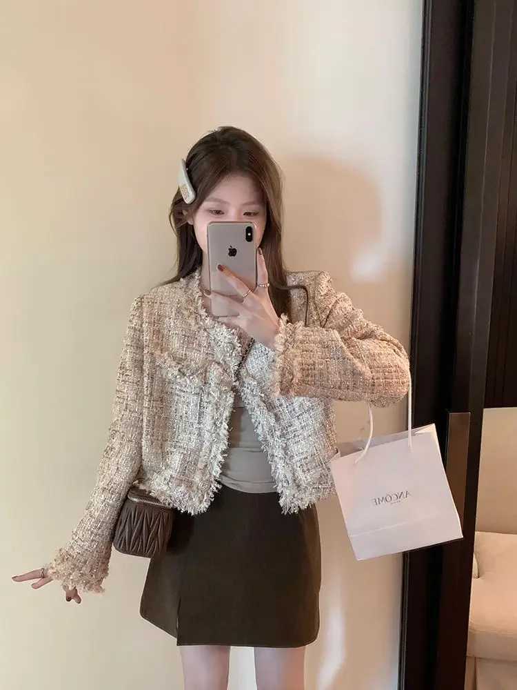 2024 Womens Spring Autumn Fashion Round Neck Tassel Outerwear Female Long Sleeve Loose Coats Ladies Short Tweed Jacket R732 Z250918