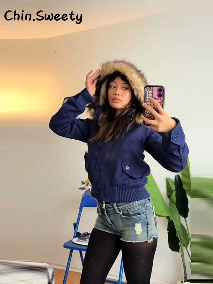 Vintage Womens Cropped Hooded Coats Fur Collar Full Sleeve Single Breasted Pocket Jacket 2025 Autumn Lady Y2K Warm Outwears New Z250918