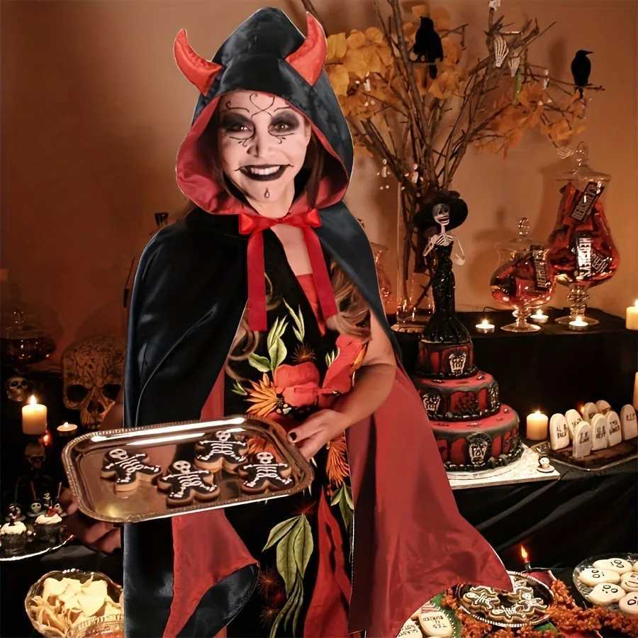 Halloween Capes Boy Girl Adults Makeup Costumes Props Red and Black Faces with Hats Death God Pirate Capes Stage Play Cloak L250918
