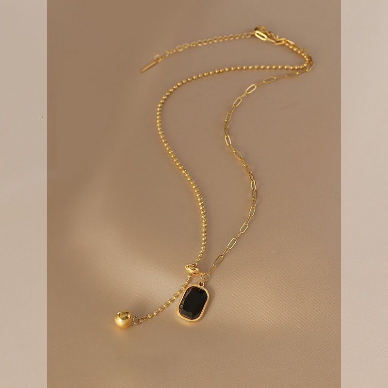 Titanium Steel Black Geometric Pendant Necklace Ins Hip Hop Light Niche Splicing Clavicle Chain Pull-out Round Bead Choker for Women