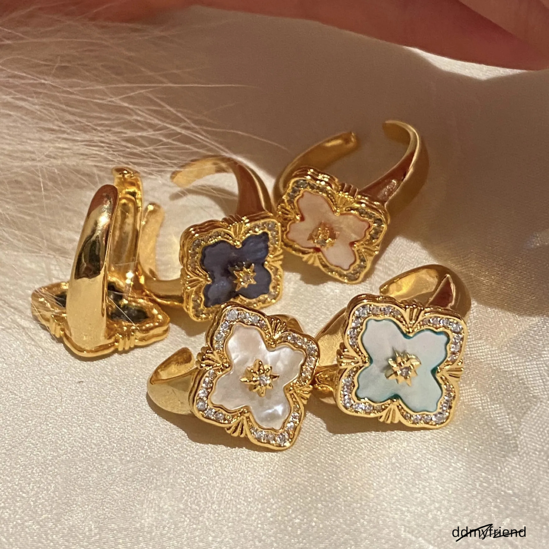 Gold Tone Ring With Mother Of Pearl Rhinestone Accents, Elegant Party And Gift For Her, High - Quality Stylish Jewelry ddmyfriend