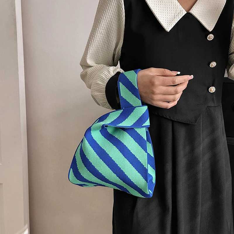 Handmade Knit Casual Color Wide Stripe Tote Shoulder Bag Mini Knot Wristbag Reusable Shopping Bag for Students And Women Z250915