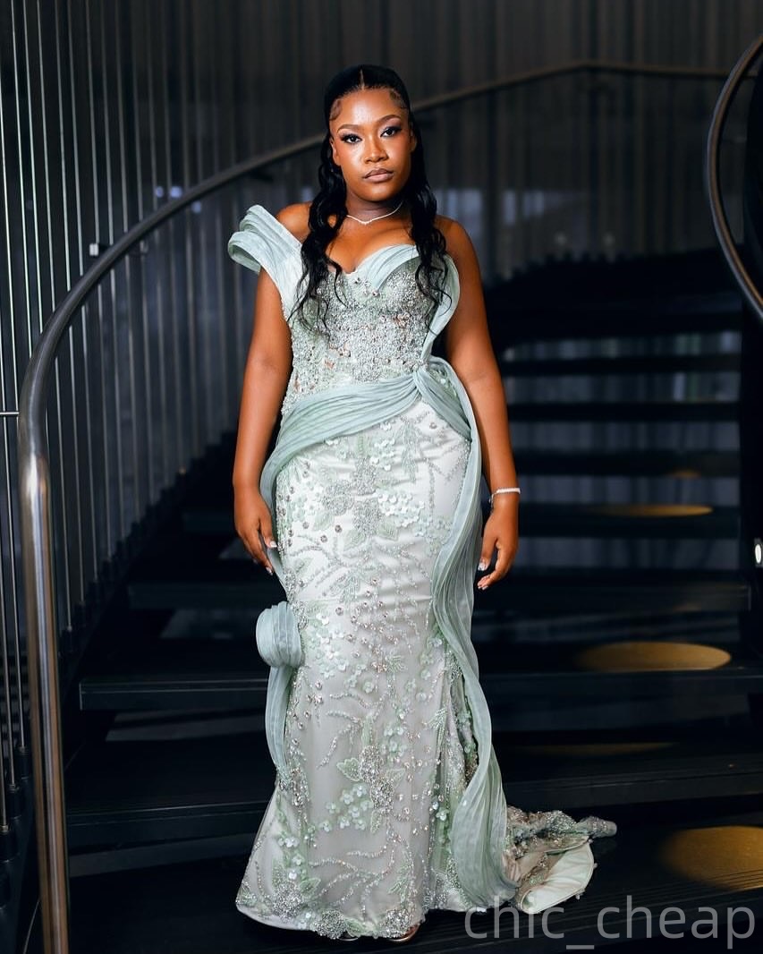 Mermaid Sage Prom Dresses 2025 Crystals Beaded Lace Stylish Evening Formal Party Second Birthday Engagement Gowns Plus Size Dress For Special Occasion