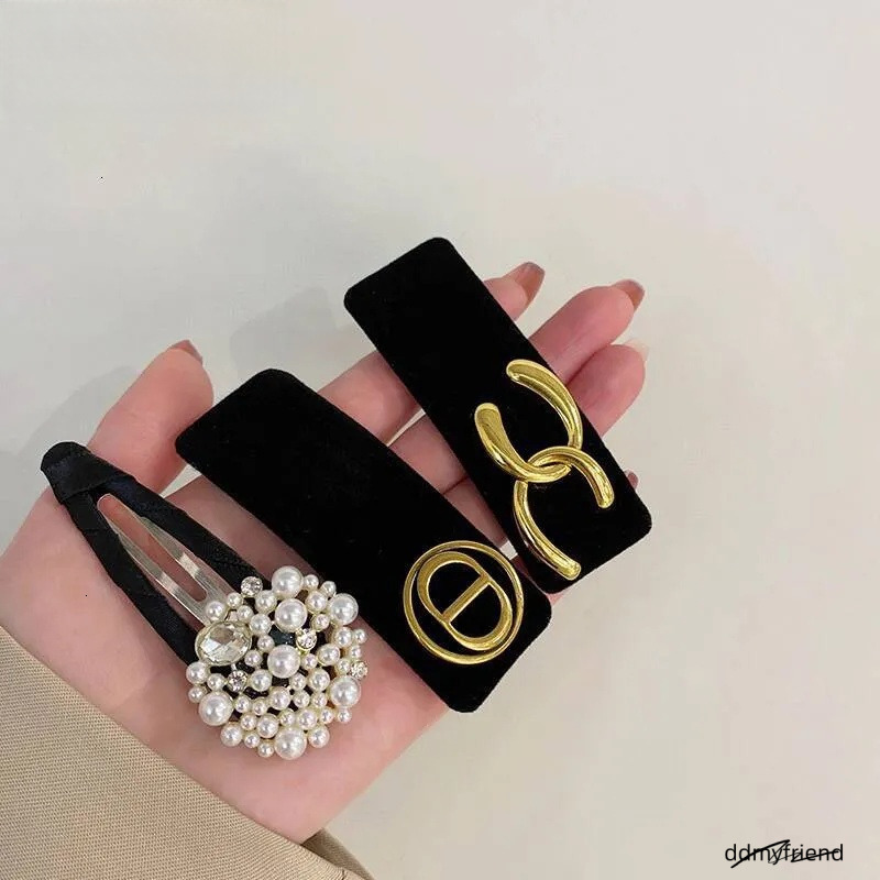 Minimalist Metal Letter For Women, Veet Side Clip, Elegant Internet Celebrity High-End Bangs BB Clip Hair Accessory ddmyfriend ddmyfriend