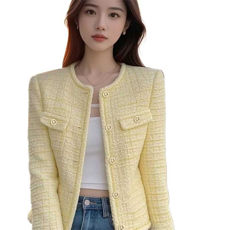 Yellow Small Fragrance Jacket Women Clothing New Spring Autumn Short Jacket Oneck Long Sleeved Single Breasted Female Outerwear Z250918
