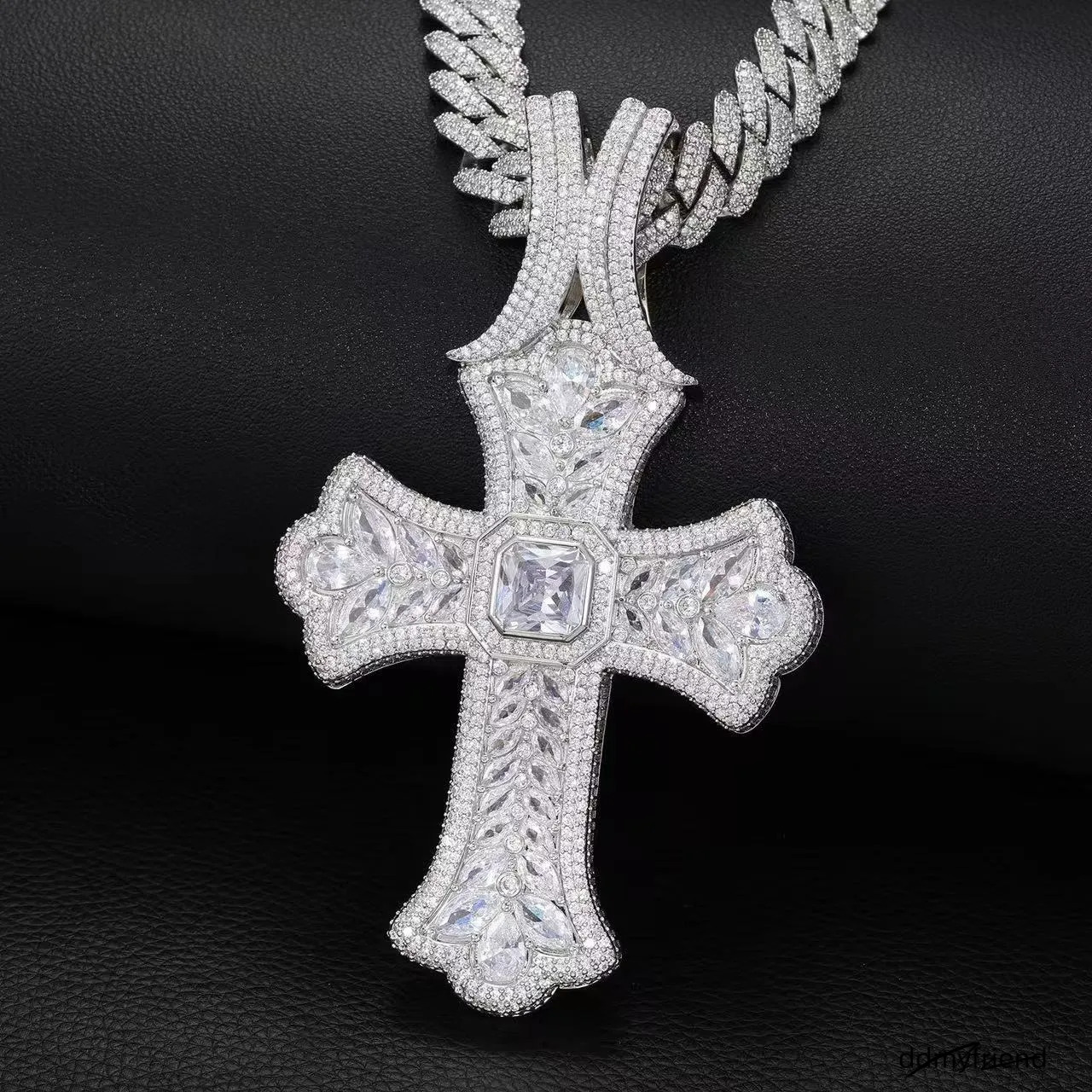 Designer Jewelry S Sier Mosonite Necklace Cross Pendant Cuban Link Chain With Seconds Over Tester Iced Out Vvs Moissanite Dia ddmyfriend