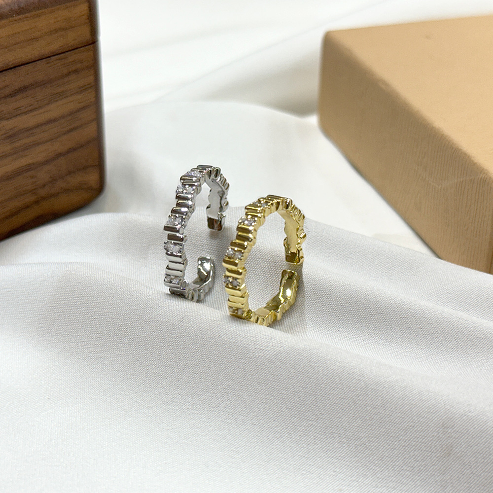 Gold - Toned Geometric Block Open Cuff Ring With Crystal Accents Delicate Daily & Chic Jewelry Gift For Her High - Quality And Stylish Accessory