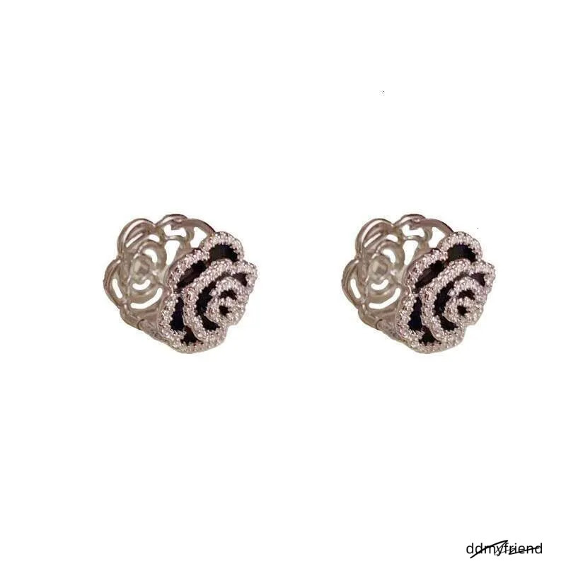 Dhcollections Fashionable High-End Double-Sided Camellia Earrings For Women, Exquisite And Elegant Design, Niche Personality Trendy Ear Accessories dd