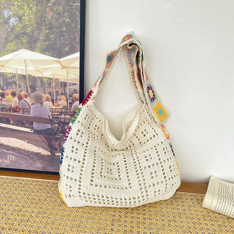 Vintage Hollow Woven Women Shoulder Bag Knitting Handbags Large Capacity Tote Bags For Ladies Summer Beach Travel Shopper Purse Z250915