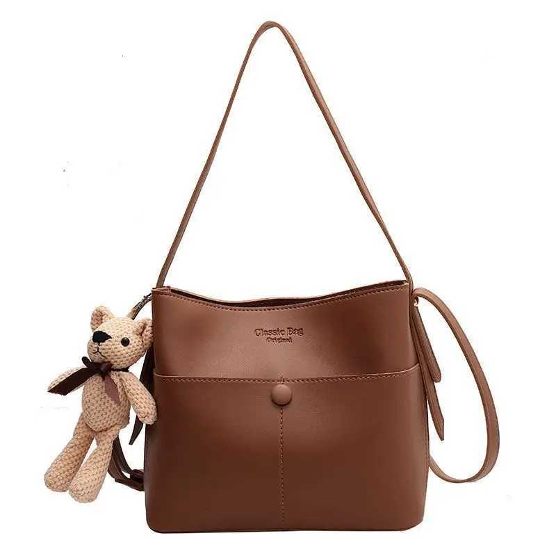Fashion 2025 Spring Women Tote Bag Fashionable Bucket Purse Versatile Shoulder Crossbody HandbagsXJ250918