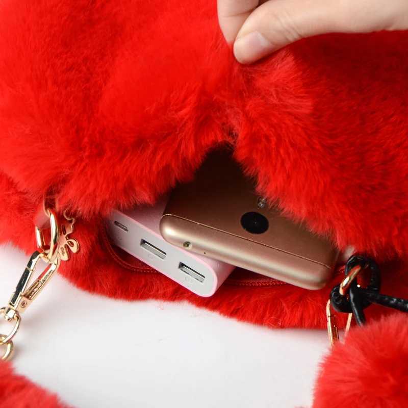 Trendy Ladies Plush Love Heart Shaped New Fashionable Solid Color Soft Comfortable Purses Popular Women Hand Bags Z250915