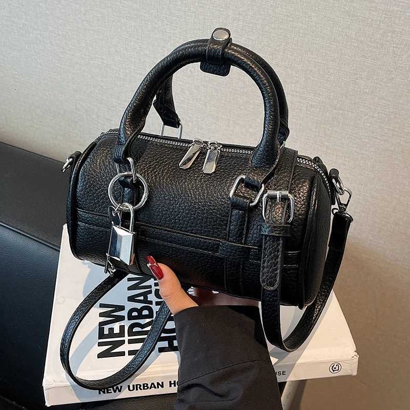 Fashionable and minimalist shoulder bags cylindrical bags daily multifunctional solid color trendy crossbody bags suitable fXJ250918