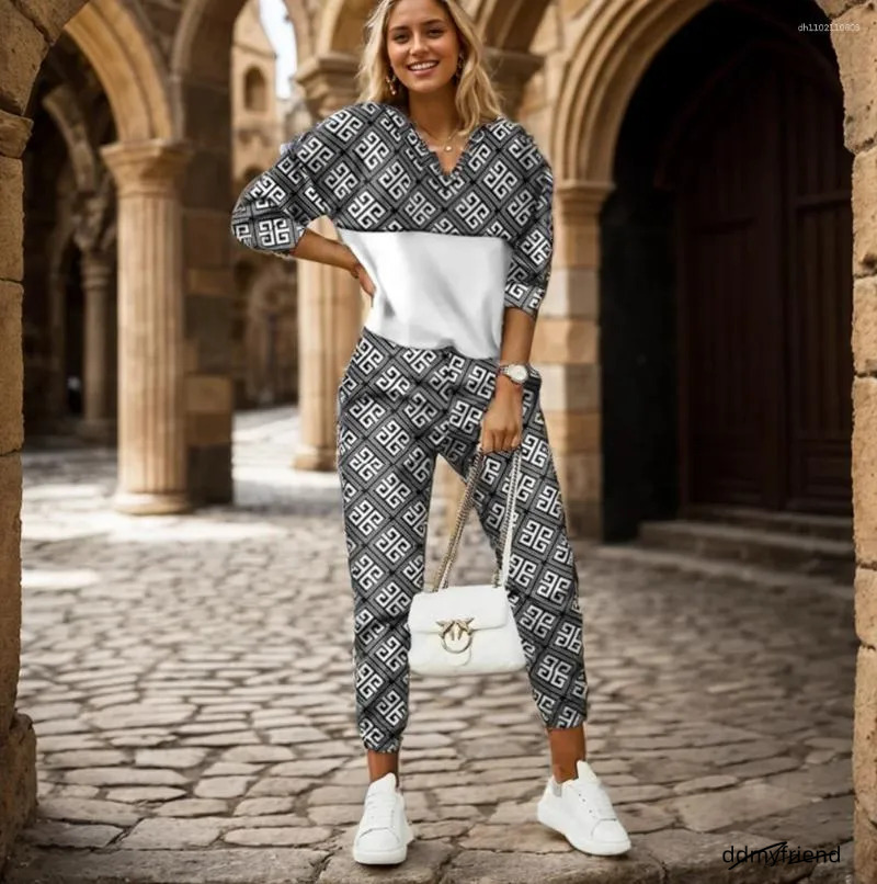 Women's Tracksuits Women Two Piece Set Tracksuit Spring Autumn Fashion Chain Print Long Sleeve Top Pencil Pants Ladies Casual Sport Outfits ddmyf