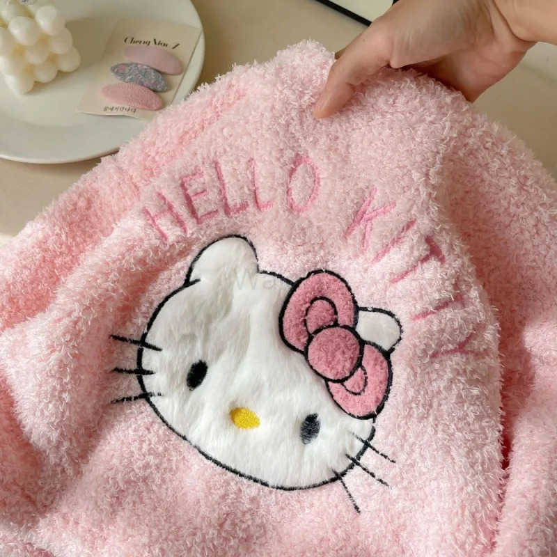 Sanrio Kawaii Hello Kitty Children Cute Fleece Pajamas Student Princess Hoodie Comfortable Warm Pants Christmas Gifts for Girls L250919