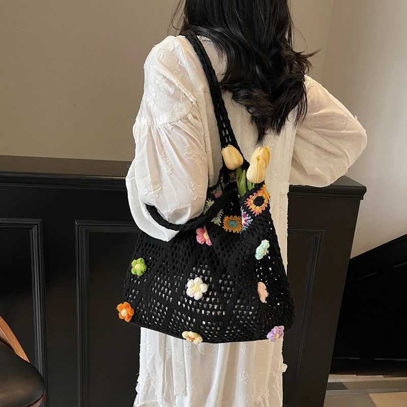 Out Crochet Flower Beach Tote Bag Colorful Beads Floral Trim Natural Straw Crochet Shoulder Bag for Women Casual Bag for Travel Z250915