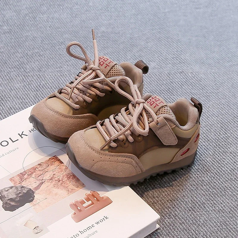 Autumn s Sports Shoes Soft Bottom Nonslip Children Casual Shoes Handsome Trend Boys Girls Running Shoes Toes Capped 250918 S251027