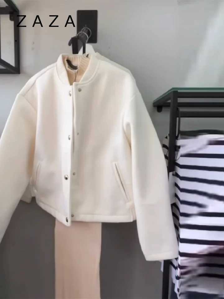 Autumn Winter Woolen Blended Solid Jacket For Women O Neck Single Breasted Casual Coat 2025 New Lady Fashion Commuter Streetwear Z250918