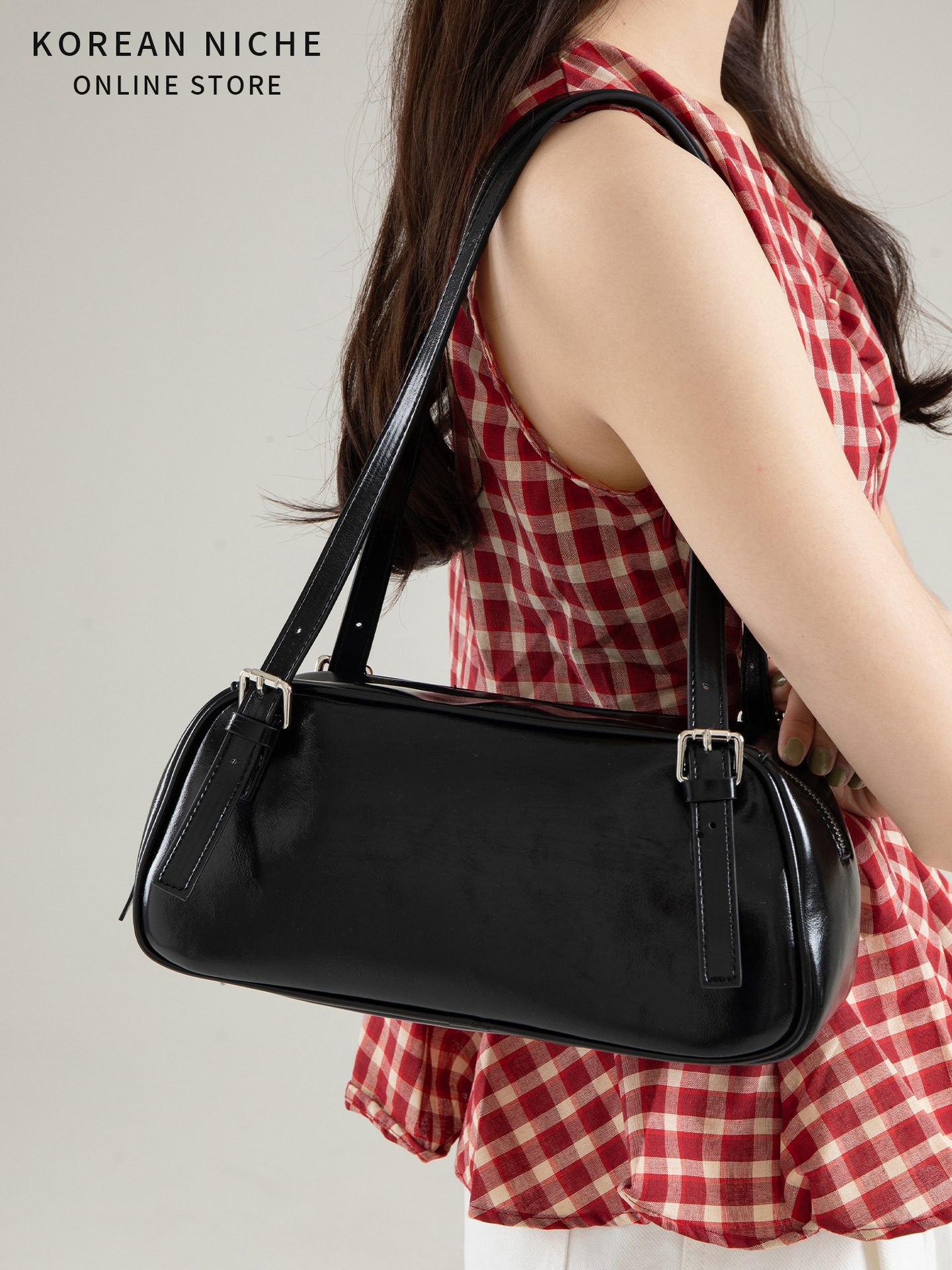 2025 Popular Fashionable Style Design Bowling For Women Niche Patent Leather Shiny Surface Simple Versatile High-End Sense Shoulder Bag