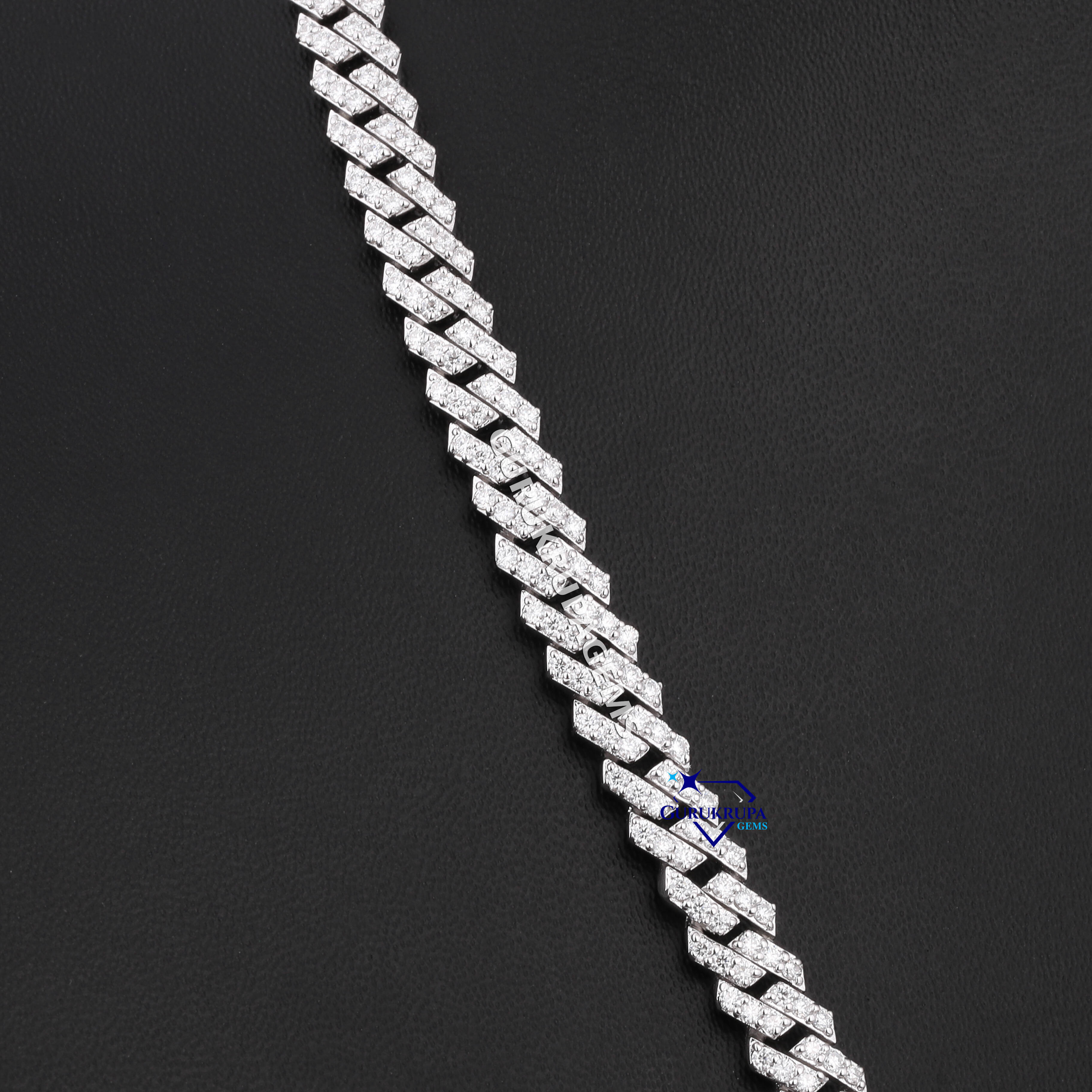 Fashion Jewelry 6mm Wide S925 Sterling Silver VVS Moissanite Diamond Necklace Iced Out Cuban Link Chain for Mens